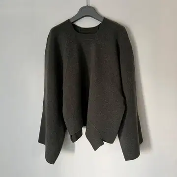 OYUNA 비대칭 2WAY 니트 캐시미어 울 스웨터 케이프