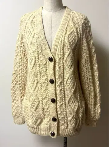 케이블 짜임 아란 니트 가디건 빈티지 구제 의류