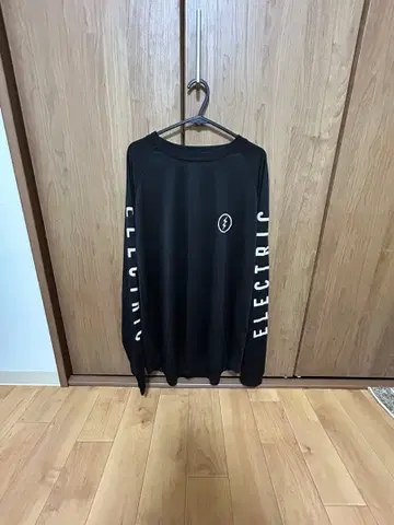 ELECTRIC 블랙 T셔츠 L