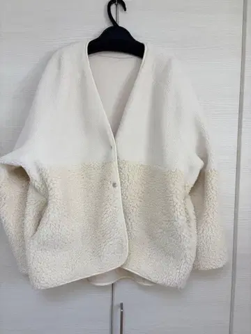 보아 무스탕 코트 아이보리 리버서블 야마다야 스콧 클럽