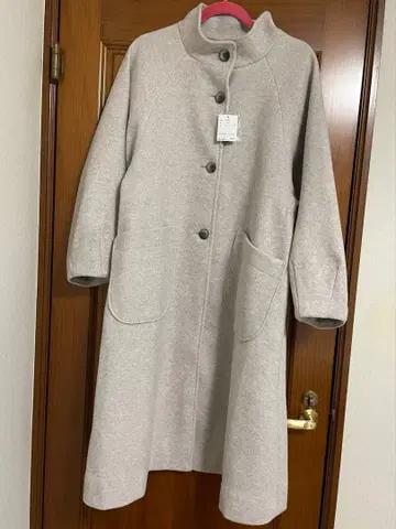 울라이크 코트 그레이 계열