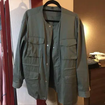 EDIFICE 올리브 그린 밀리터리 자켓
