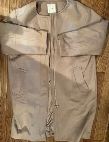 Spick and Span 노카라 자켓 베이지