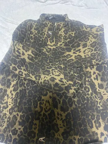 BLACKENERGY 레오파드 무늬 집업 셔츠