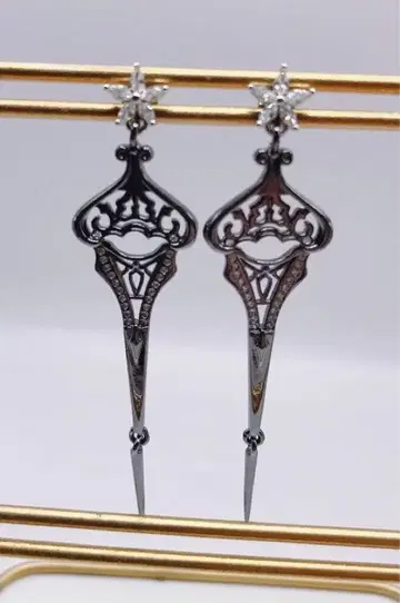 니어 오토마타 NieR:Automata 2B 이미지 귀걸이