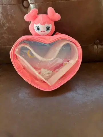 GIGO TWICE LOVELYS 모모 삐요큥 바디백