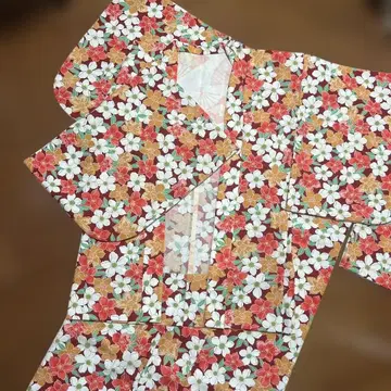 어린이용 기모노와 겉옷 2세트 꽃무늬 빨간색 계열 단의 손바느질