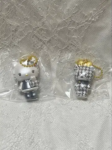 헬로키티 시크릿 마스코트 참 2종