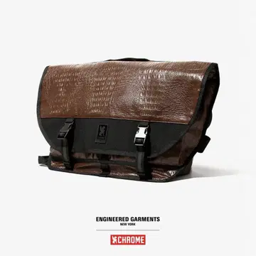 ENGINEERED GARMENTS x CHROME 메신저 백