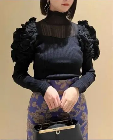 스나이델 스파클 퍼프 슬리브 니트 풀오버 SNIDEL 라메 니트