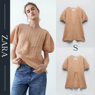 [ 미사용 새상품 ] ZARA 퍼프 슬리브 사양 니트탑 S