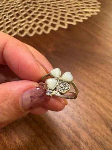 ANNA SUI 안나수이 클로버 반지