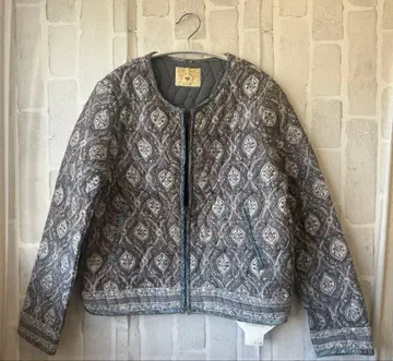 새상품 AIC 충전솜 퀼팅 자켓 M 사이즈