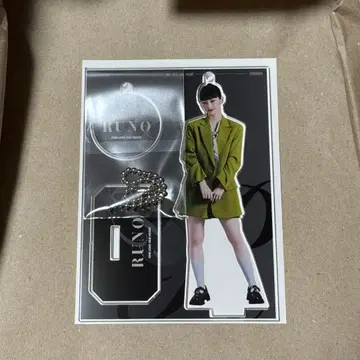 러브 원 버그챠우네 아크릴 스탠드 이이즈카 루노