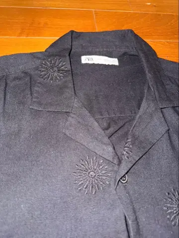 ZARA 블랙 반팔 셔츠 EUR XL