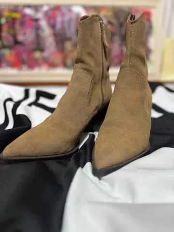 ZARA 숏부츠 스웨이드