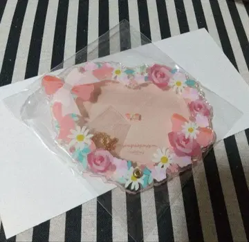 후쿠야 AGF 2022 하트 플라워 리스 아크릴 프레임 레드 한정판