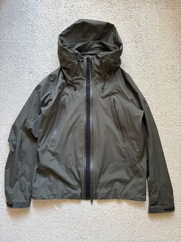 데상트 올마운틴 라인 L 후드티 에디피스 클레어스