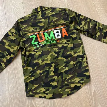 정품 ZUMBA 카모 패턴 긴팔 셔츠 FEARLESS