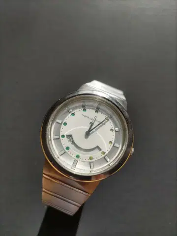 trans continents 시계