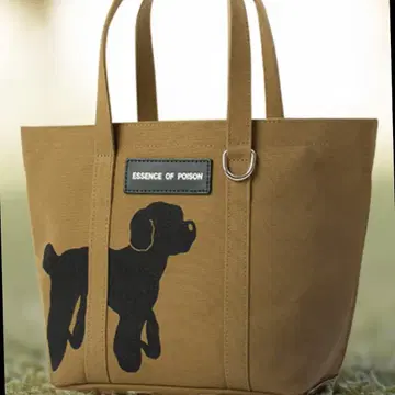 ESSENCE OF POISON 토트백 일본제
