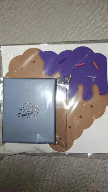 니지산지 코야나기 로우 목걸이&하트 카드 세트