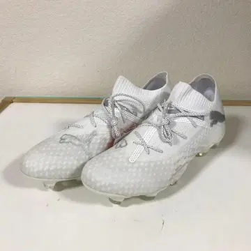 새상품 택 포함 푸마 남성용 축구 스파이크