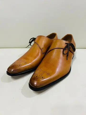 ESPOIR 브라운 드레스 신발 디자인