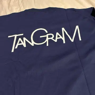 TANGRAM 크루넥 스웨트