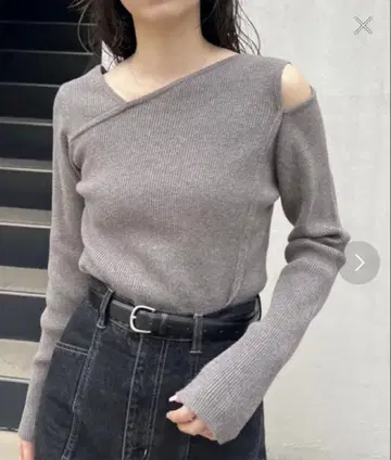 카프리슈 마쥬 2WAY 어깨 트임 아지메 풀오버