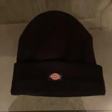Dickies 블랙 니트 모자