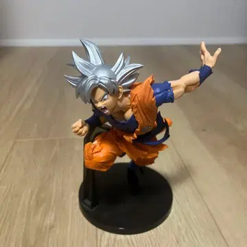 손오공 액션 피규어