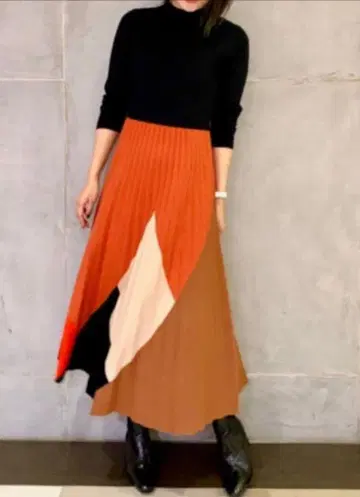 그레이스 콘티넨탈 diagram 플리츠 니트 원피스