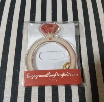 후쿠야 아크릴 프레임 캔뱃지 약혼 반지 레드 반지 S 사이즈