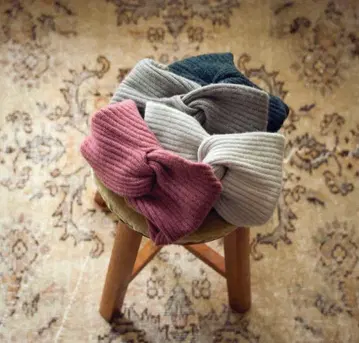 허그아워 캐시미어 리브 터번 헤어밴드 그레이지