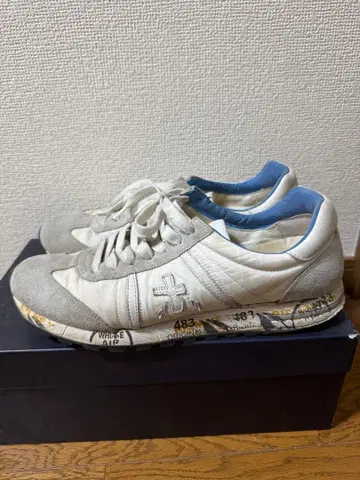 PREMATTA 화이트/그레이 스니커즈