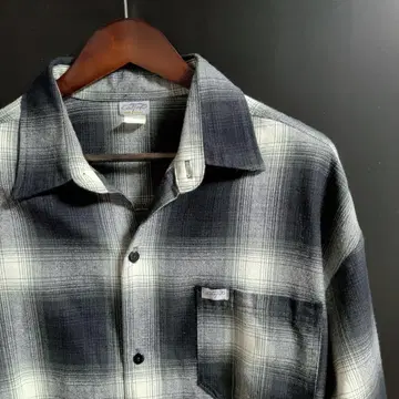 [ CalTop ] 옴브레 체크 셔츠 긴팔