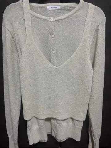 아이보리 V넥 긴팔 뷔스티에