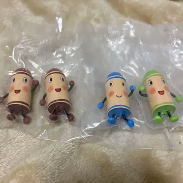 크레용의 쿠로군, 챠이로군, 아오군, 키미도리상 가챠