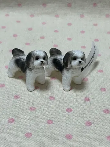 미니어처 플래닛 시츄 2마리