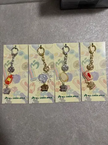 미세스 그린애플 랜덤 참 키링