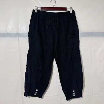 새상품급 블랙 크롭 캐주얼 팬츠 7부 기장 허리밴딩