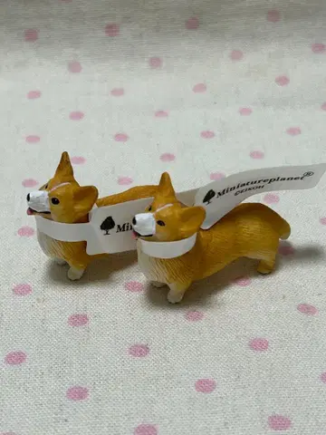 미니어처 플래닛 웰시코기 2마리