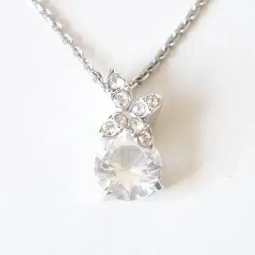 스와로브스키 크리스탈 펜던트