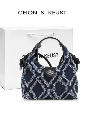 CEION & KEUST 네이비 숄더백