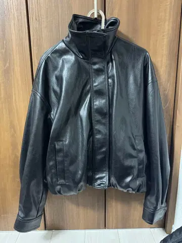 [ 새상품급 ] [ ZARA ] ZARA 가죽 자켓