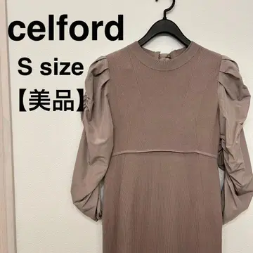 셀포드 백리본 니트 원피스