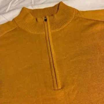 탕그램 하프 지퍼 니트