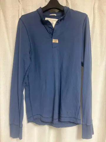 아바클로 Abercrombie & Fitch 네이비 M