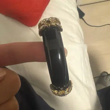 블랙 크리스탈 장식 팔찌